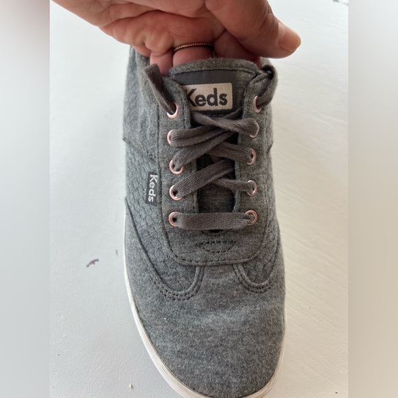 Keds size 6.5 - Picture 3 of 10